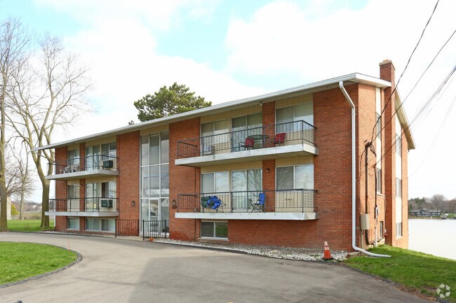 Building Photo - 408 N Liberty St