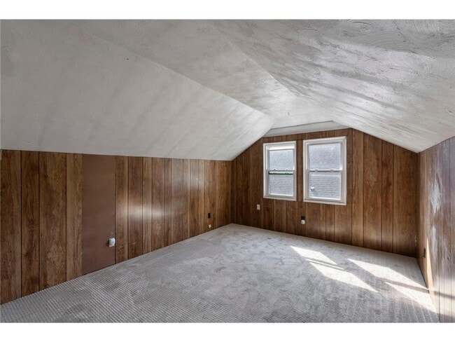 Building Photo - 2500 N Thomas Ave