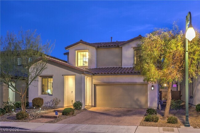 Building Photo - 3213 Molinos Dr