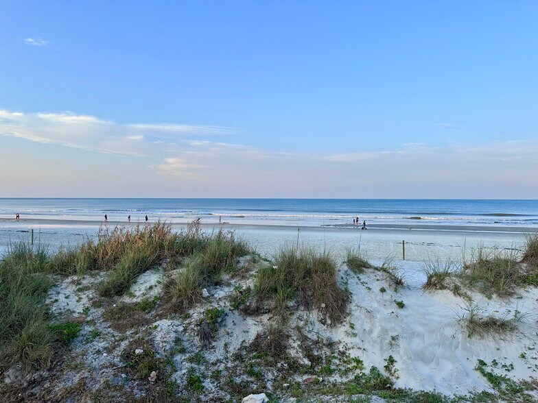 Building Photo - 1620 Delphi Way