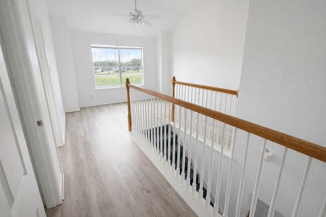 Building Photo - 14123 Fox Creek Park Dr