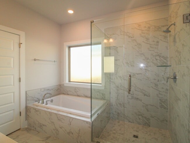 Building Photo - RENT SPECIAL of $1,595/MONTH for 12 MONTHS...