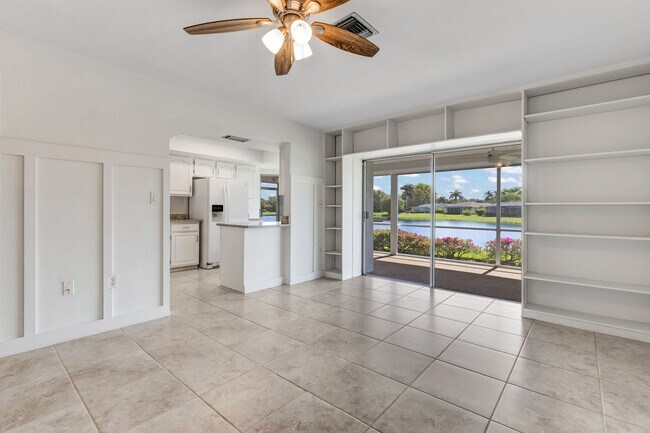 Building Photo - ** LAKEWOOD ** 3 BED / 2 BATH / GARAGE - SINGLE FAMILY HOME - GREAT LOCATION! - PET OK - ANNUAL R...