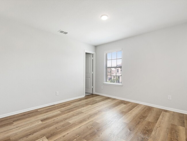 Building Photo - 3626 Doramus Dr