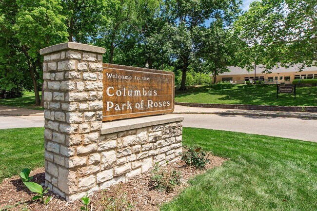 Building Photo - 51 E Schreyer Pl