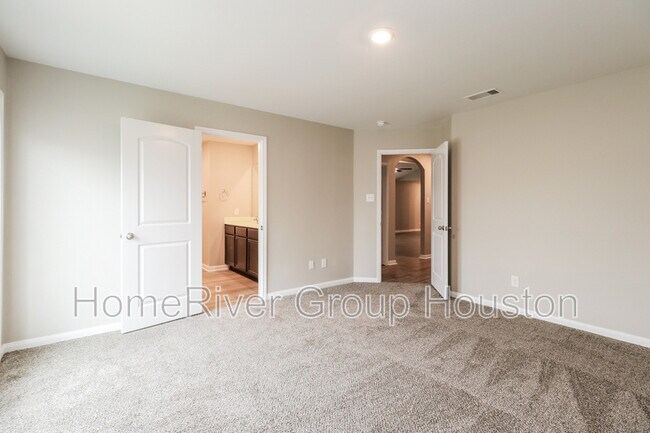 Building Photo - 22044 Angelico Dr