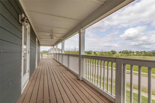 Building Photo - 201 Ave of The Orchards