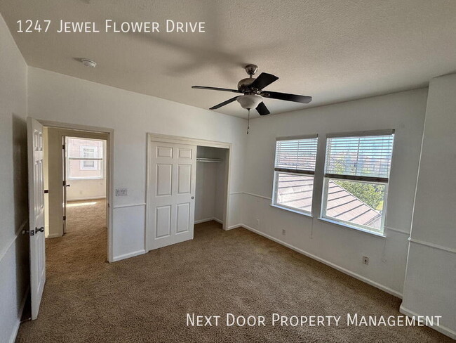 Building Photo - 1247 Jewel Flower Dr