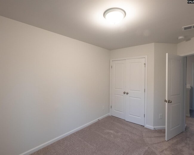 Building Photo - 484 Dinkins Dr