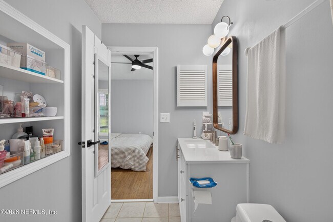 Building Photo - 9351 Arbolita Way