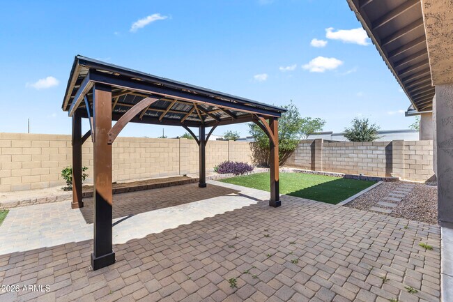 Building Photo - 22670 E Duncan St