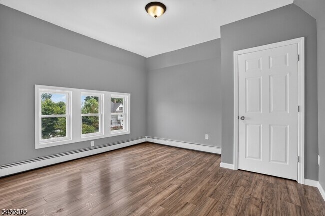 Building Photo - 24 Millington Ave