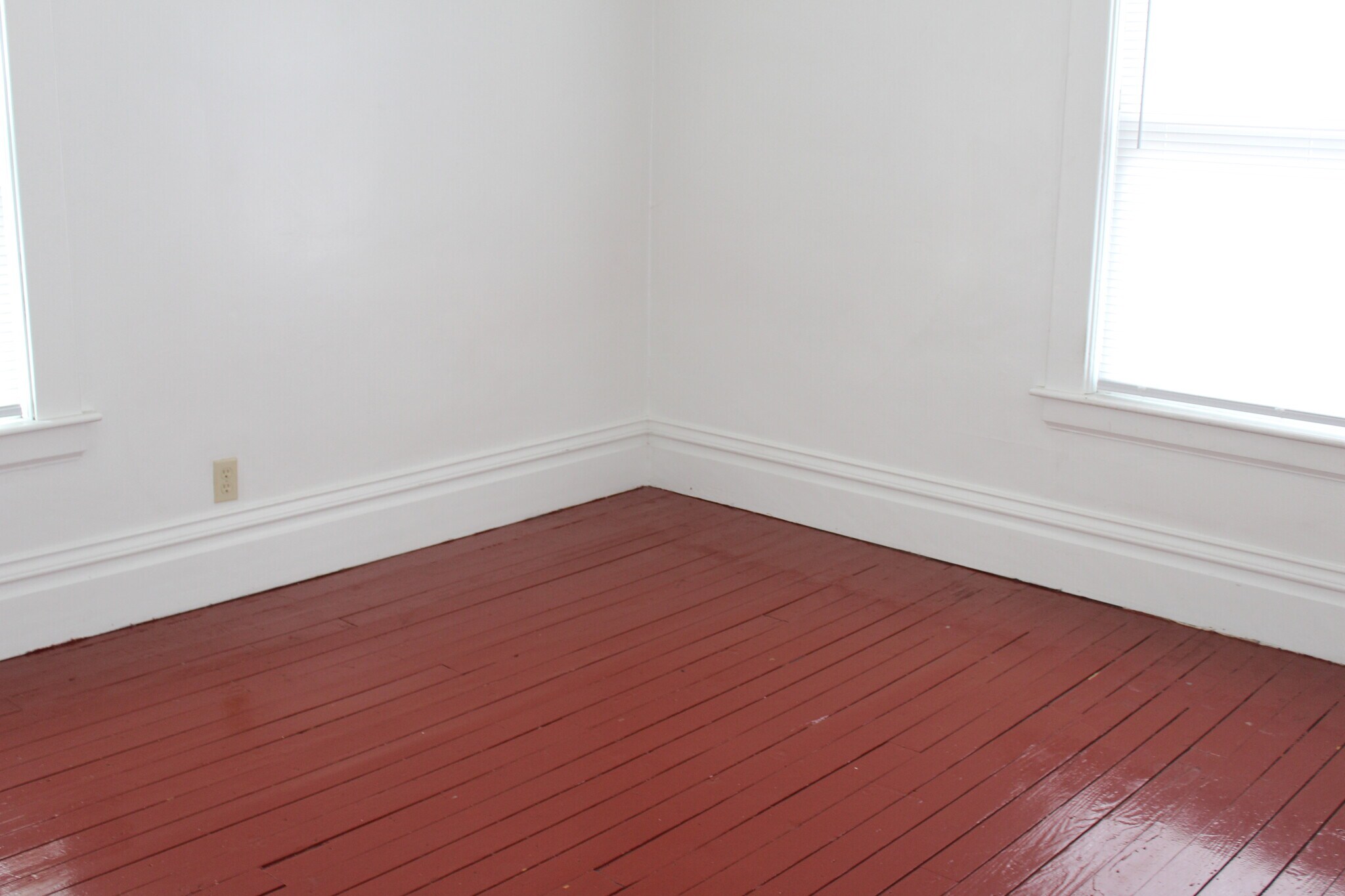 Building Photo - 514 Wheaton Ave