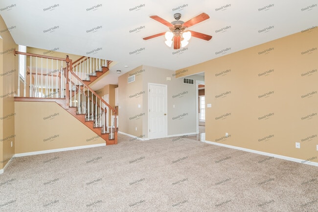 Building Photo - 1122 The Crossings Dr