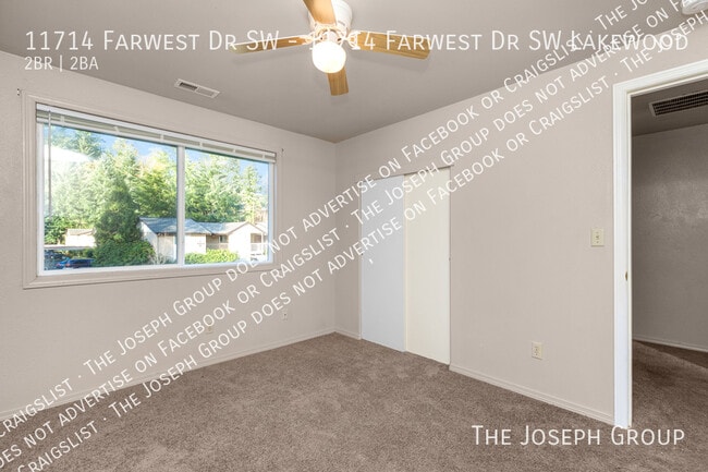 Building Photo - 11714 Farwest Dr SW