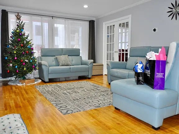 Building Photo - 2072 Ocean Ave