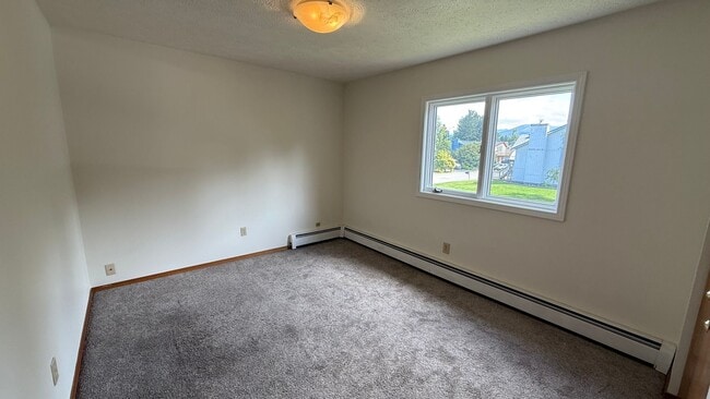 Building Photo - East Anchorage 3 Bed/2 Bath House - Fresh ...