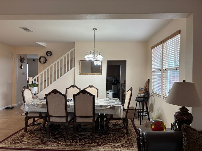 Building Photo - Pittsburg 4 bd, 2.5 ba charming home in excellent location!