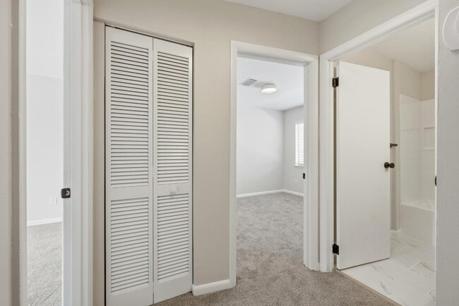 Building Photo - 1331 Cedar St