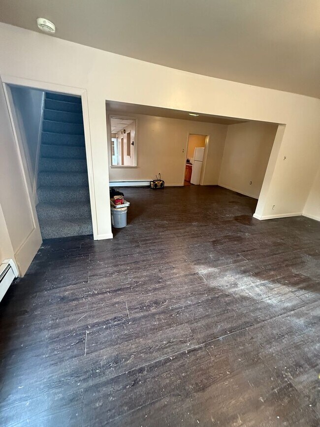 Building Photo - 2 bedroom possibly 3 with oversized Garage/Work Shop in Newville