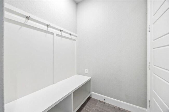 Building Photo - 2162 Wildrye Ln