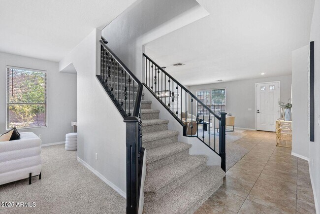 Building Photo - 2648 E Teakwood Pl