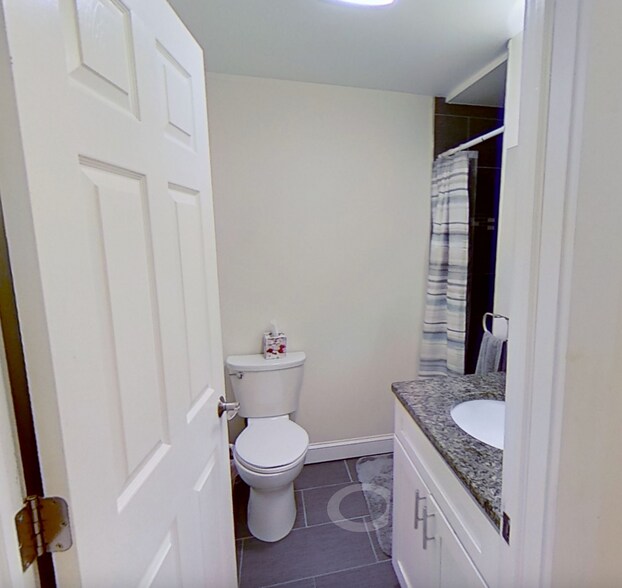 Building Photo - 240 Norfolk St