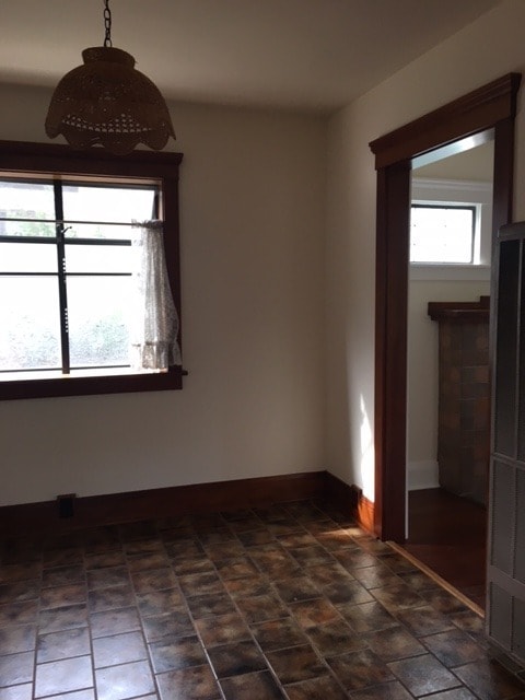 Building Photo - Charming home in great location with private studio unit
