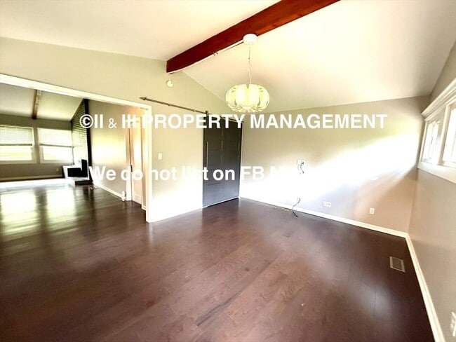 Building Photo - 5504 W 79th St
