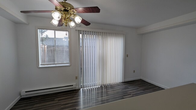 Building Photo - 115 124th St SE