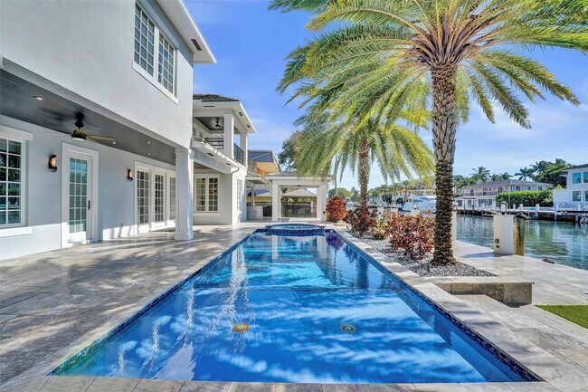 Building Photo - 1744 SE 9th St