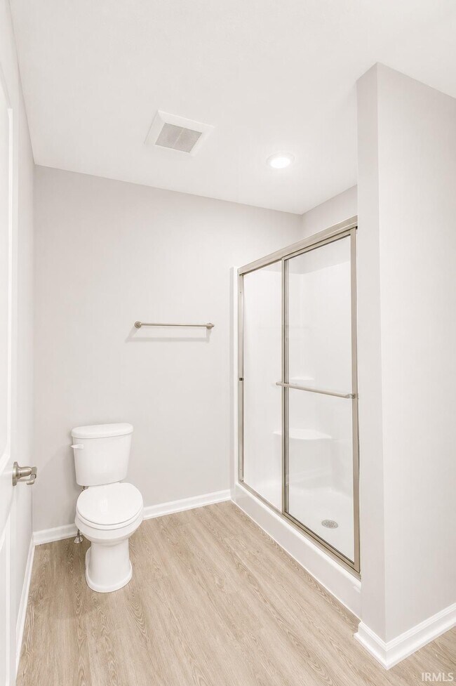 Building Photo - 3561 Canal Square Dr