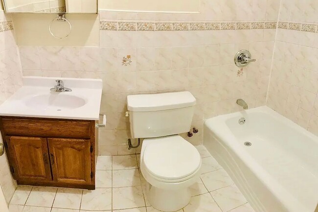 Building Photo - 499 Atlantic Ave