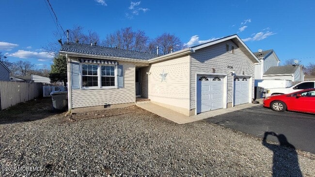 Primary Photo - 2134 Adams Ave