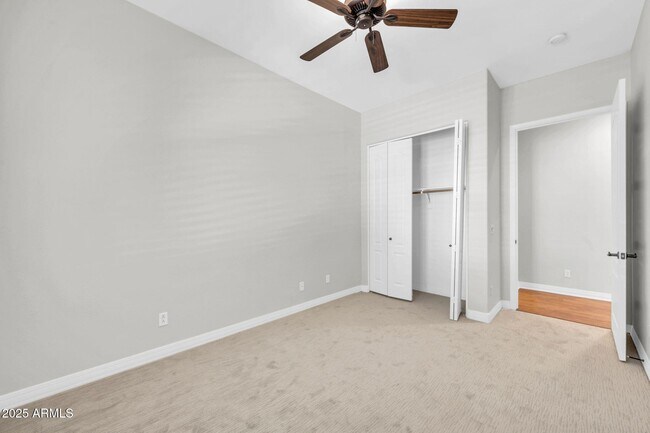 Building Photo - 4213 E Edgemont Ave
