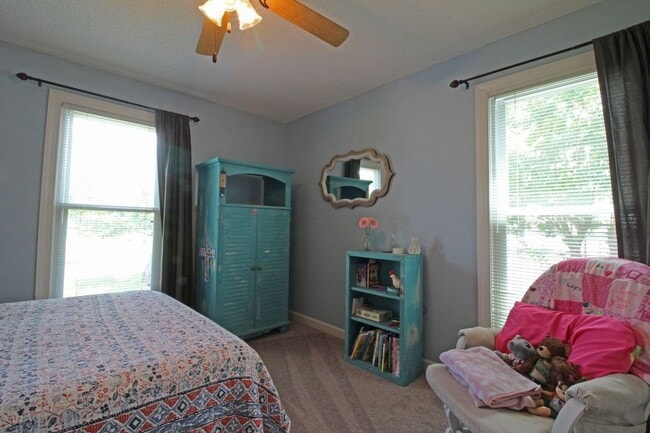 Building Photo - 103 Carolina Wren Cir