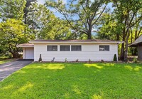 Building Photo - 8424 Chalons Ct