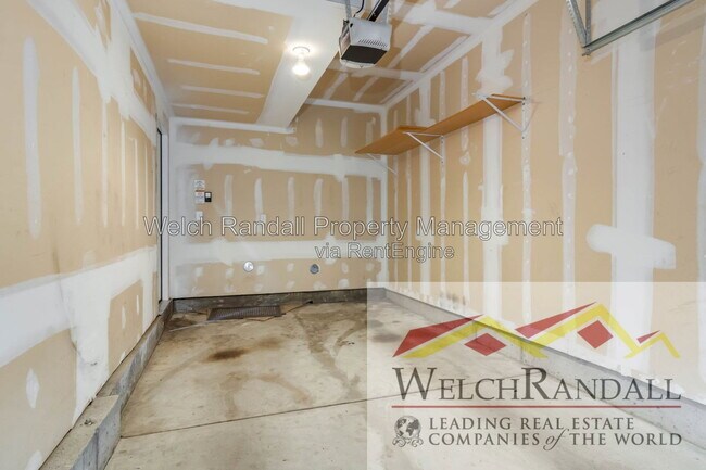 Building Photo - 167 Mountain Peak Dr