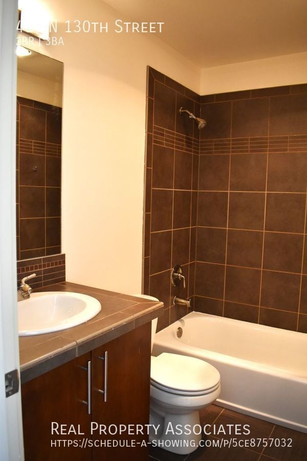 Building Photo - 416 N 130th St