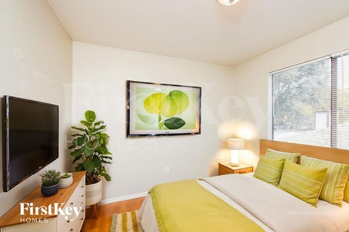 Building Photo - 7901 Tulane Dr