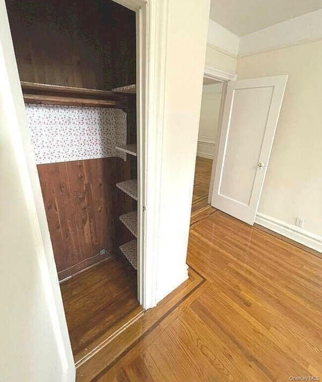 Building Photo - 42-35 159th St