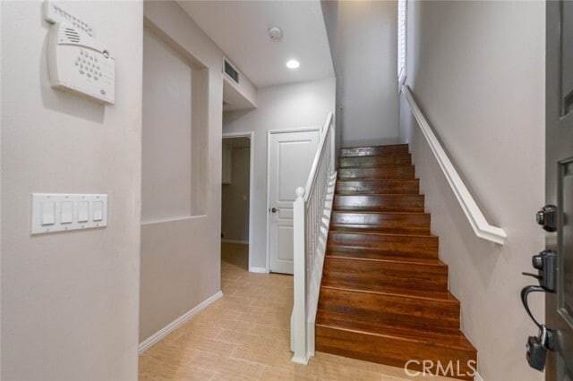 Building Photo - 234 Tall Oak