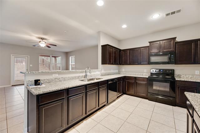 Building Photo - 4829 Beaver Creek Ave