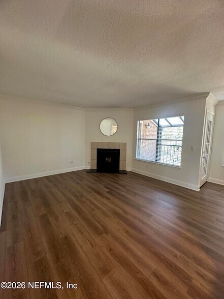 Building Photo - 935 Seashell Ln