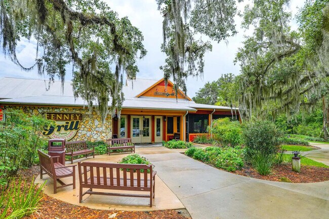 Building Photo - 2242 Braxton St