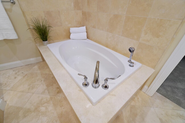 Building Photo - 1 Roebling Wy