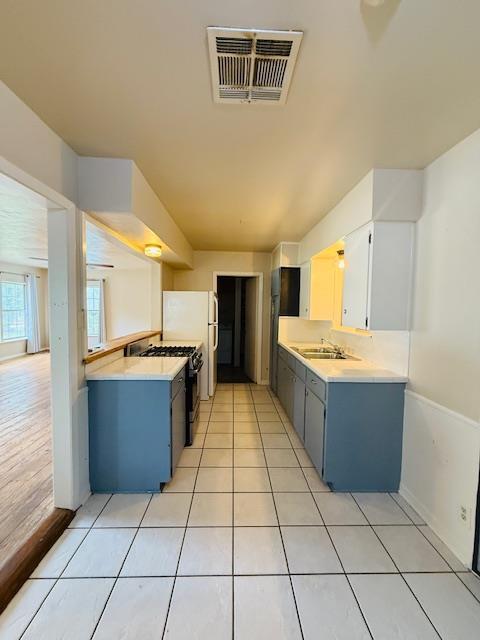 Building Photo - 2705 Sherwood Ln