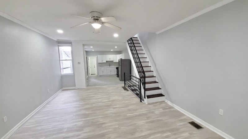 Building Photo - 1918 E Lippincott St