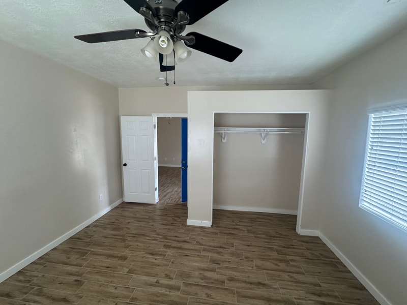 Building Photo - 59 E 400 N