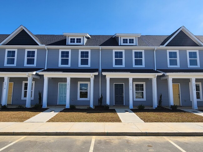 Interior Photo - 11 @ Main Townhome Community